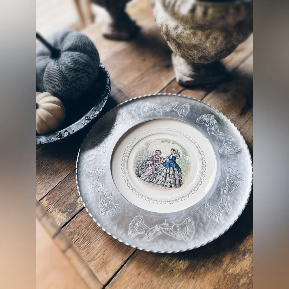 VINTAGE victorian serving